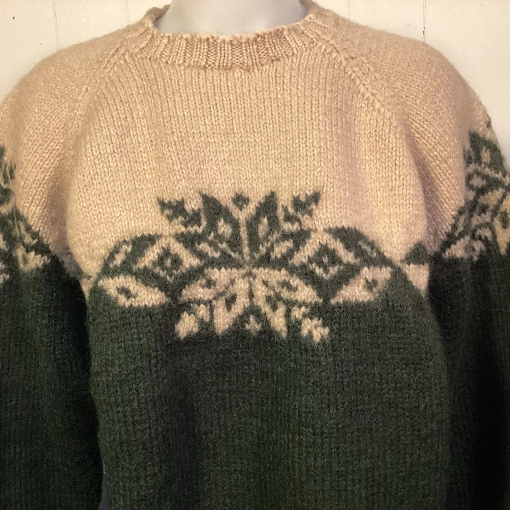 J. Crew womens Hand Knit Wool Sweater size Large